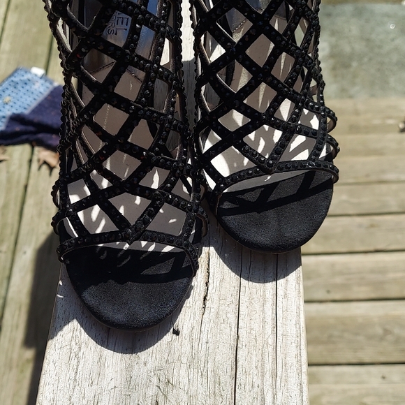 Michael Kors Yvonne Black Leather Gladiator Embellished  Stiletto Heels Sz 8.5 - Picture 8 of 15